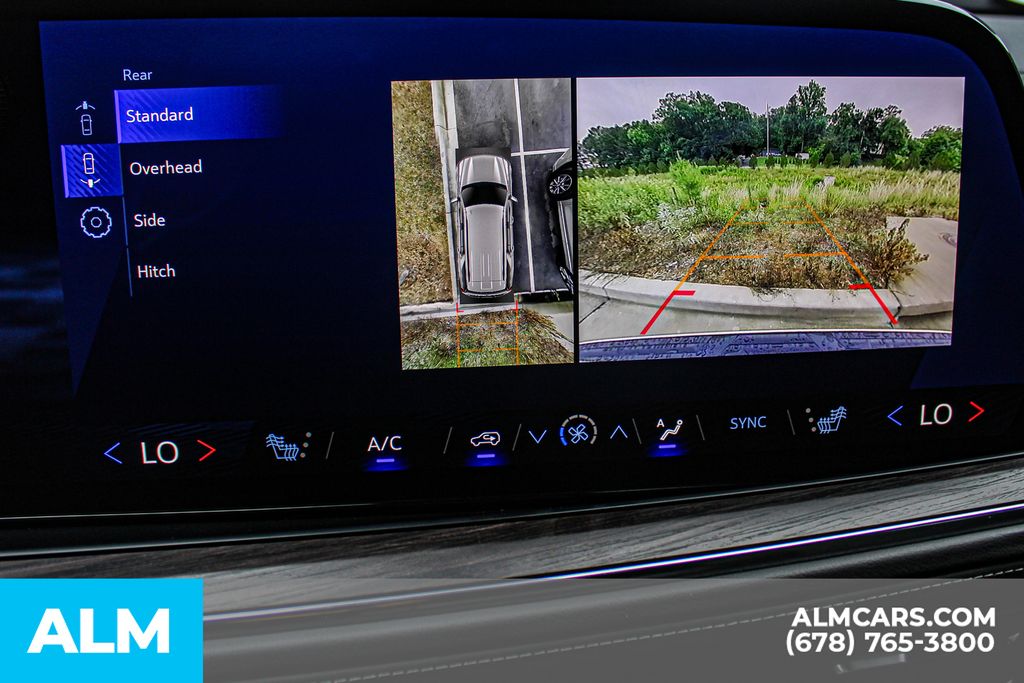 Used 2025 White Chevrolet LT image 33