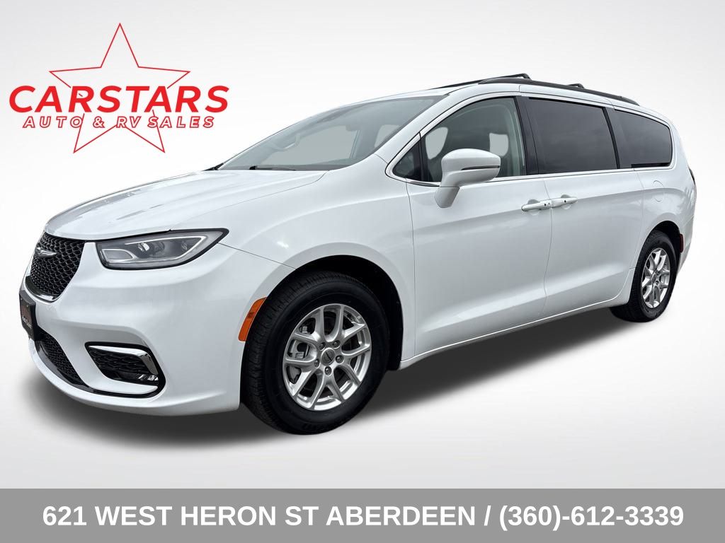 2022 Bright White Clearcoat Chrysler Pacifica Touring L FWD Van