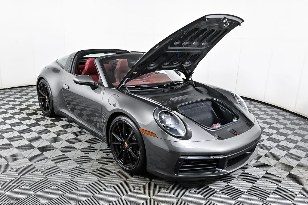 2024 Porsche 911 Targa 4 28