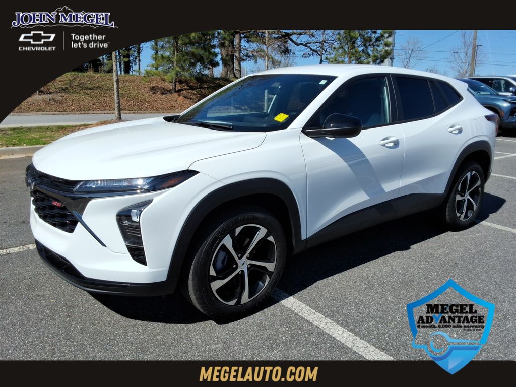 2025 Chevrolet Trax RS with 1RS FWD