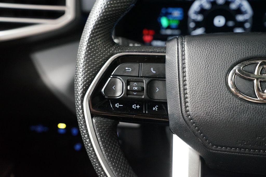 Thumbnail: 2024 Toyota Tundra - 15