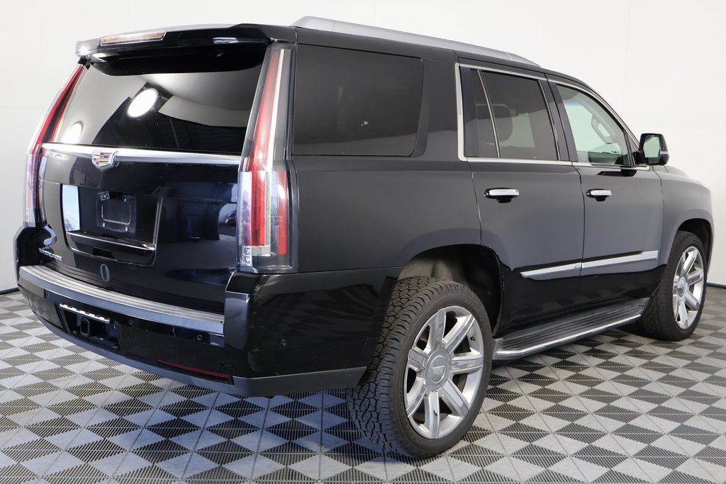 Thumbnail: 2018 Cadillac Escalade - 4