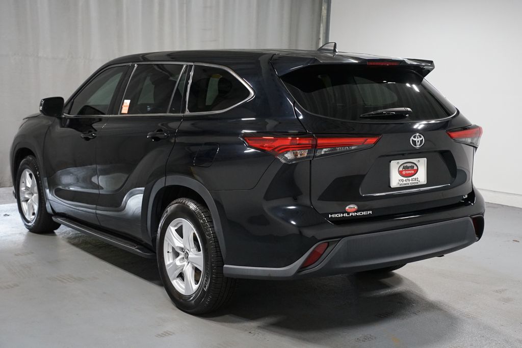 Thumbnail: 2022 Toyota Highlander - 6