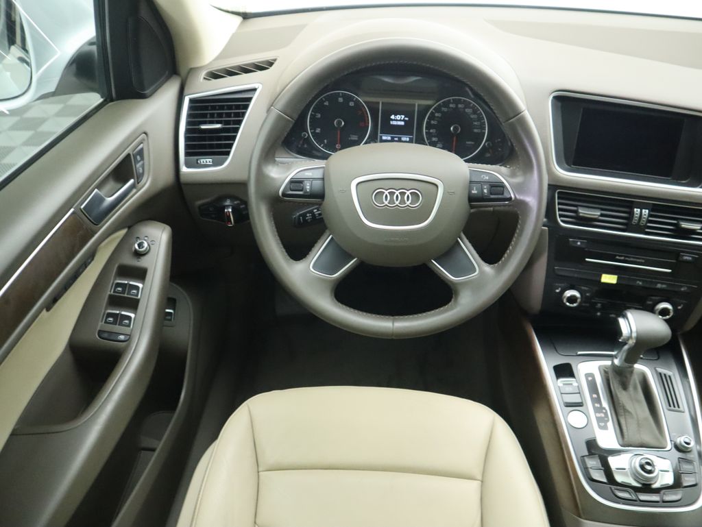 Thumbnail: 2014 Audi Q5 - 10