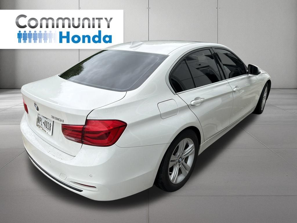 2017 BMW 3 Series 330i White at Community Kia