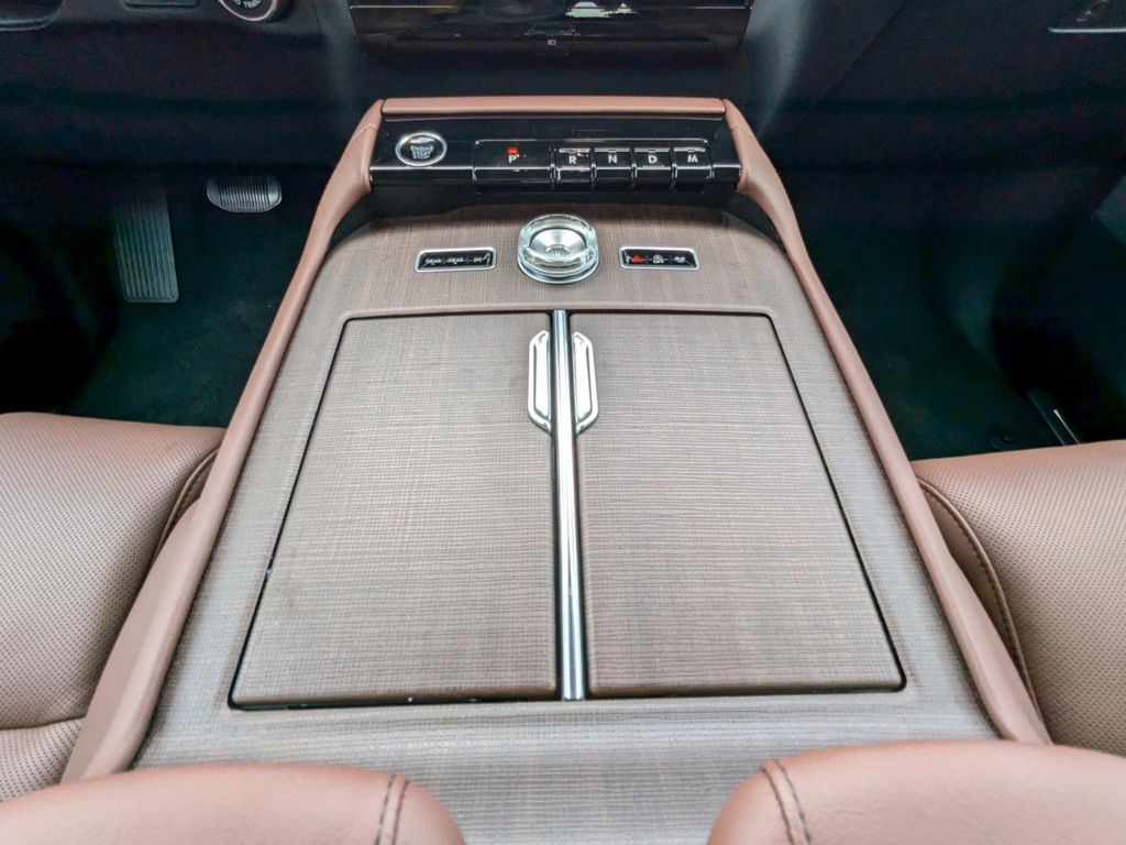 2025 Lincoln Navigator L Reserve