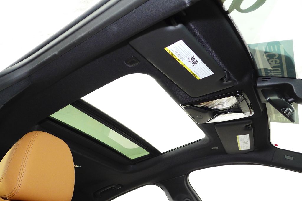 Thumbnail: 2023 BMW i4 - 18