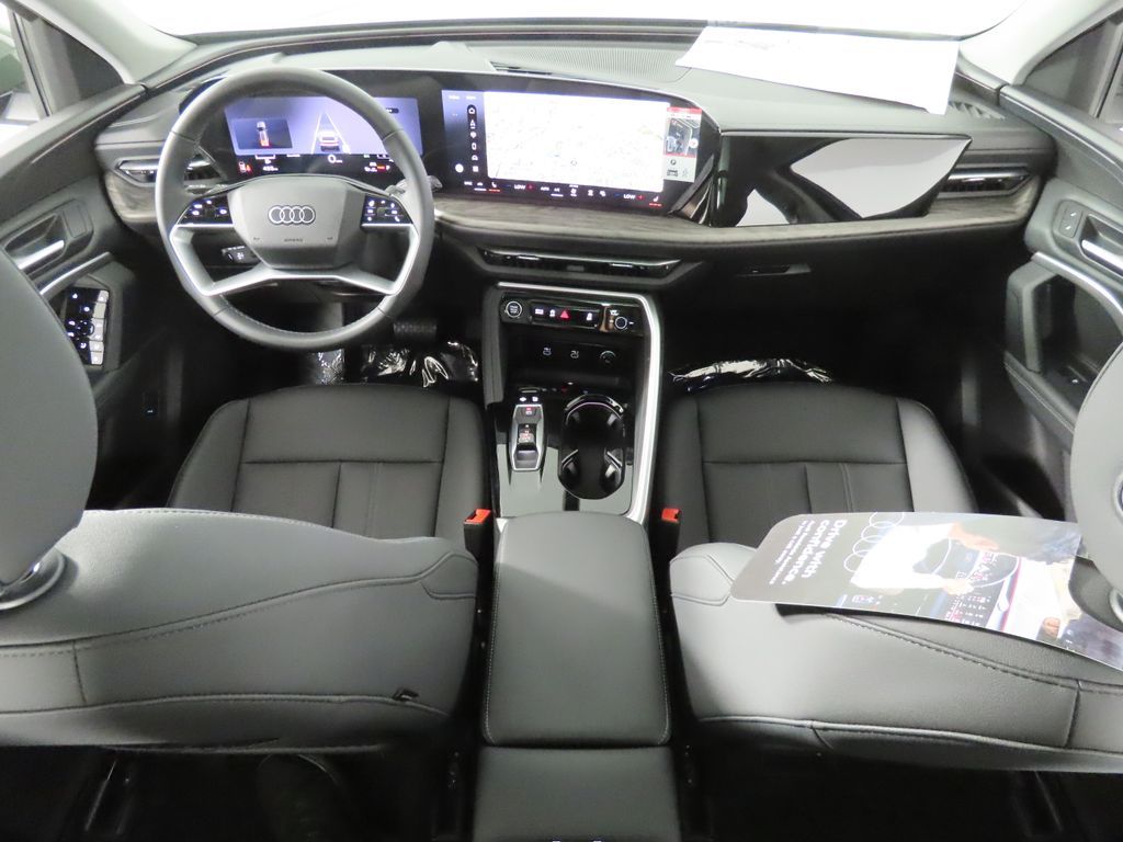 Thumbnail: 2026 Audi Q5 - 11