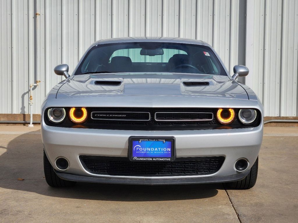 2023 Dodge Challenger SXT 2