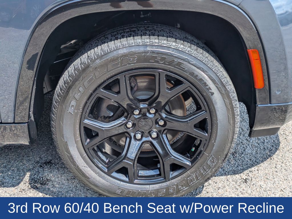 2024 Jeep Wagoneer Series II Carbide 4x2