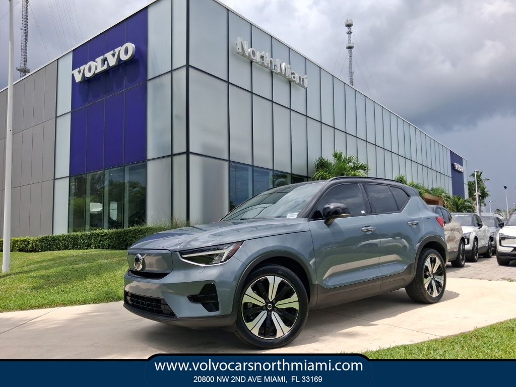 2023 Volvo XC40 Recharge Twin Core eAWD