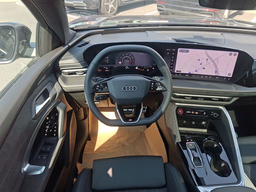 Thumbnail: 2026 Audi SQ5 - 8