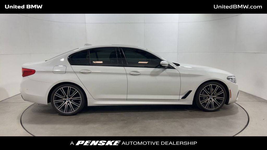 2019 BMW 5 Series 540i 9