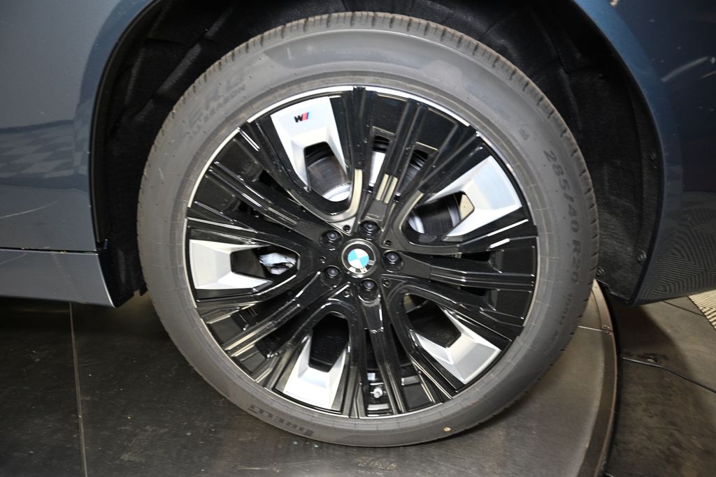 Thumbnail: 2026 BMW X3 - 12