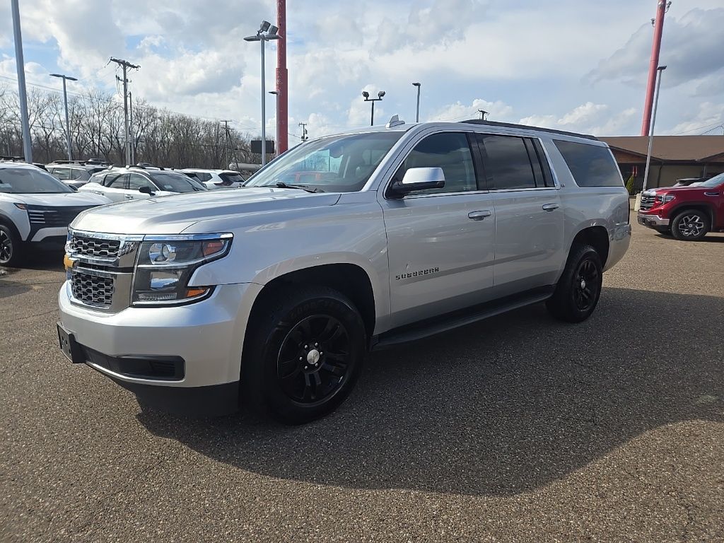 Silver Ice Metallic 2019 Chevrolet Suburban 1500 LT 4WD SUV / Crossover Four-Wheel Drive 6-Speed Automatic Overdrive