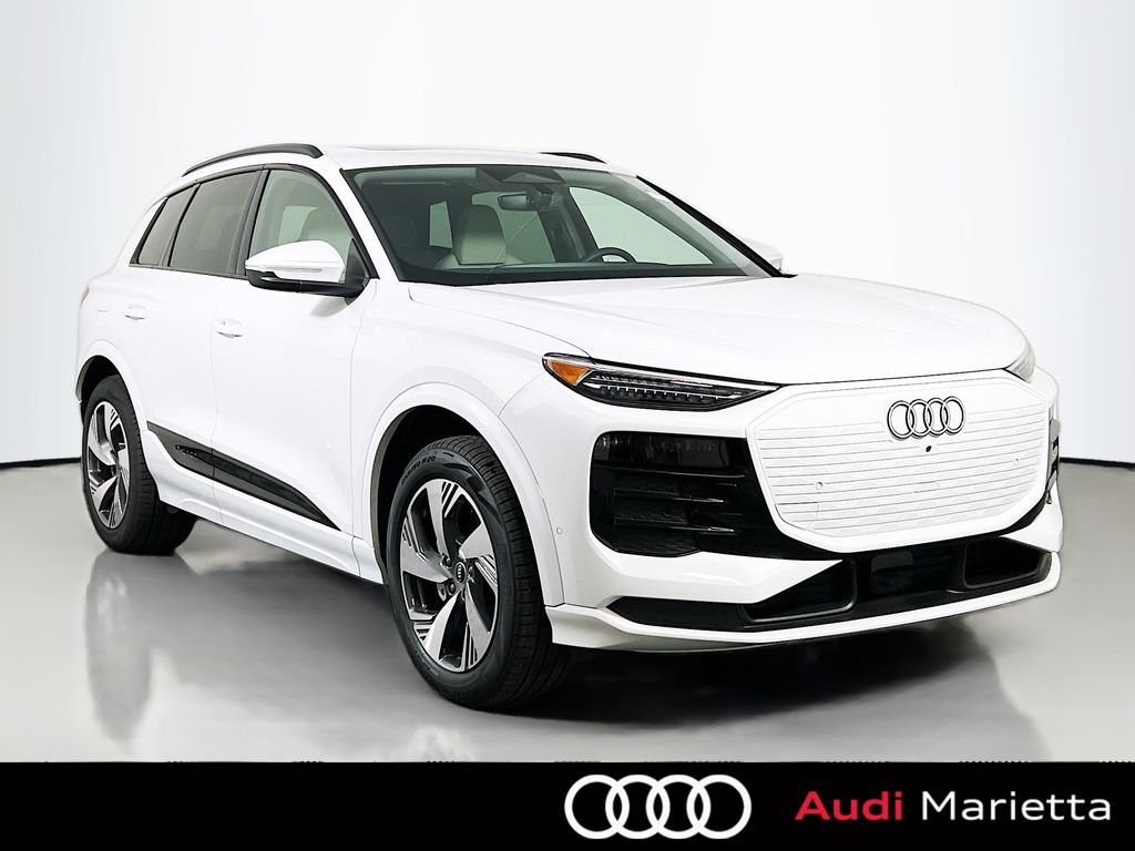 2025 Audi Q6 e-tron quattro Premium Plus