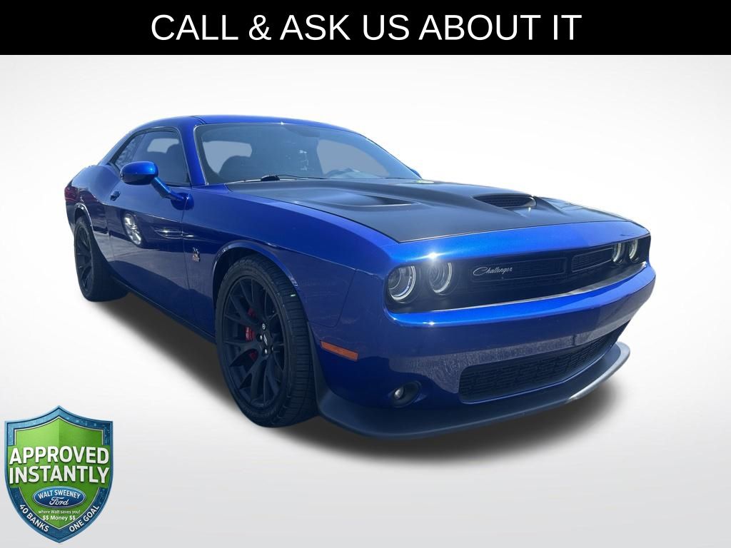 Indigo Blue 2019 Dodge Challenger Coupe Rear-Wheel Drive 8-Speed Automatic