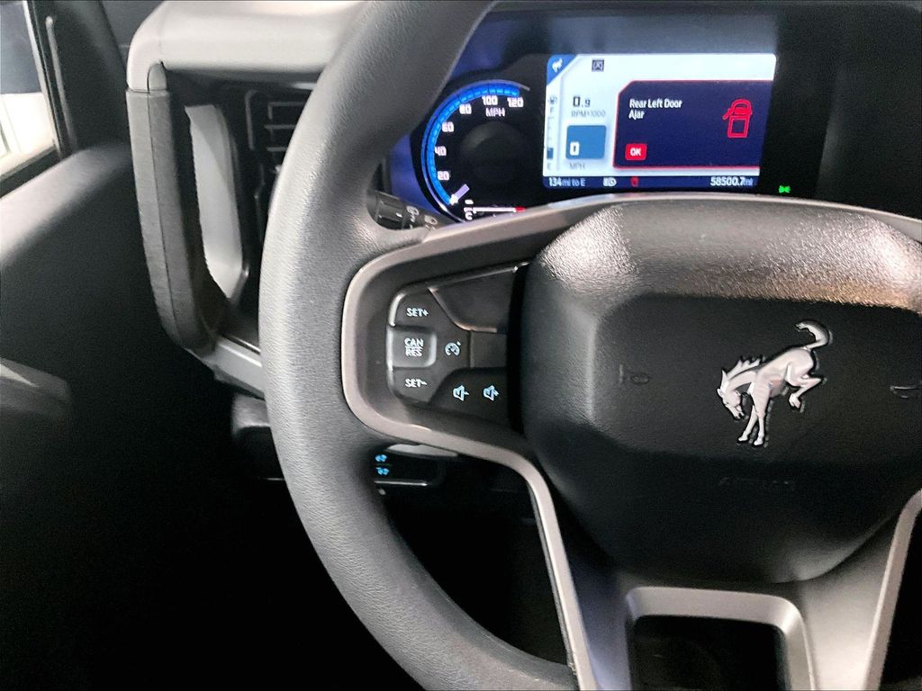 2021 Ford Bronco — photo 23