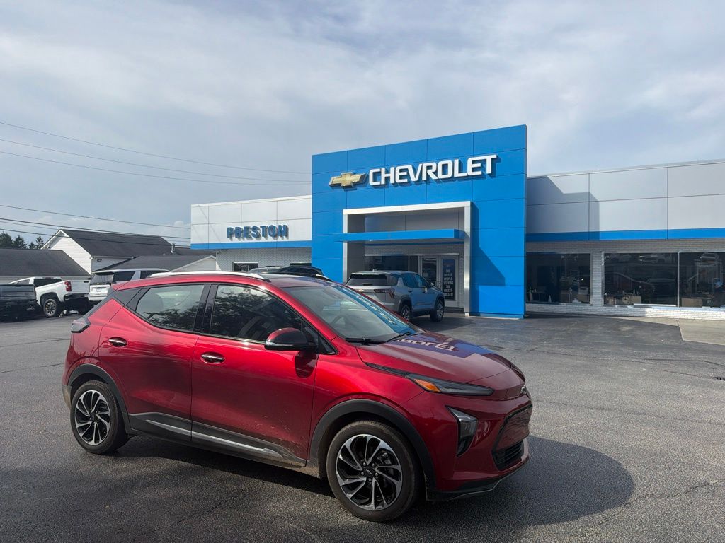 Radiant Red 2023 Chevrolet Bolt EUV Hatchback Front-Wheel Drive 1-Speed Automatic