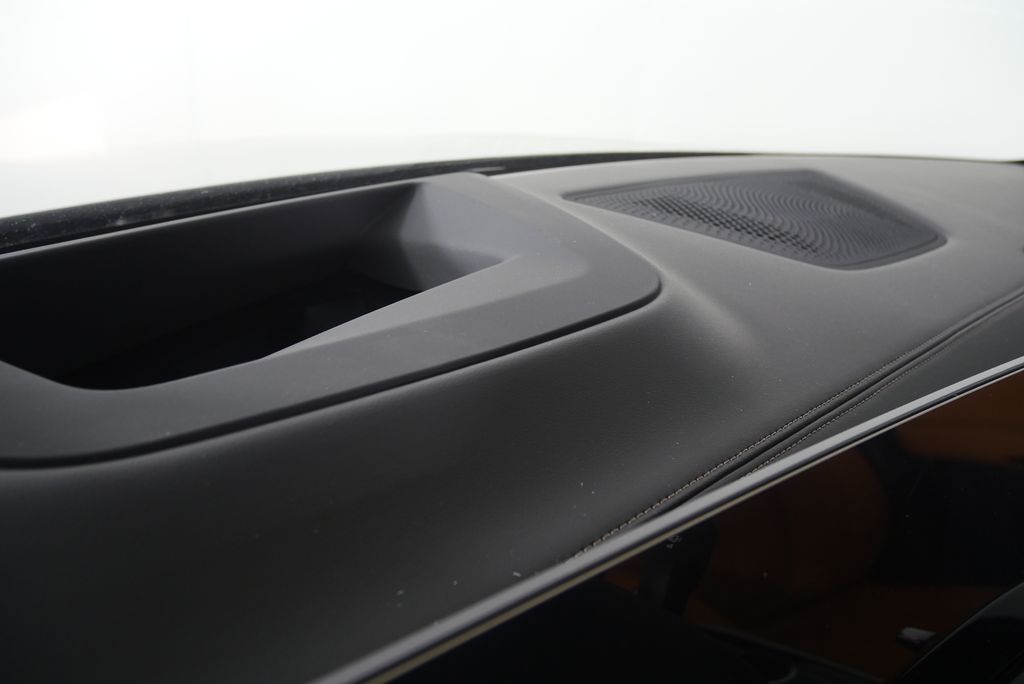 Thumbnail: 2026 BMW X5 - 19