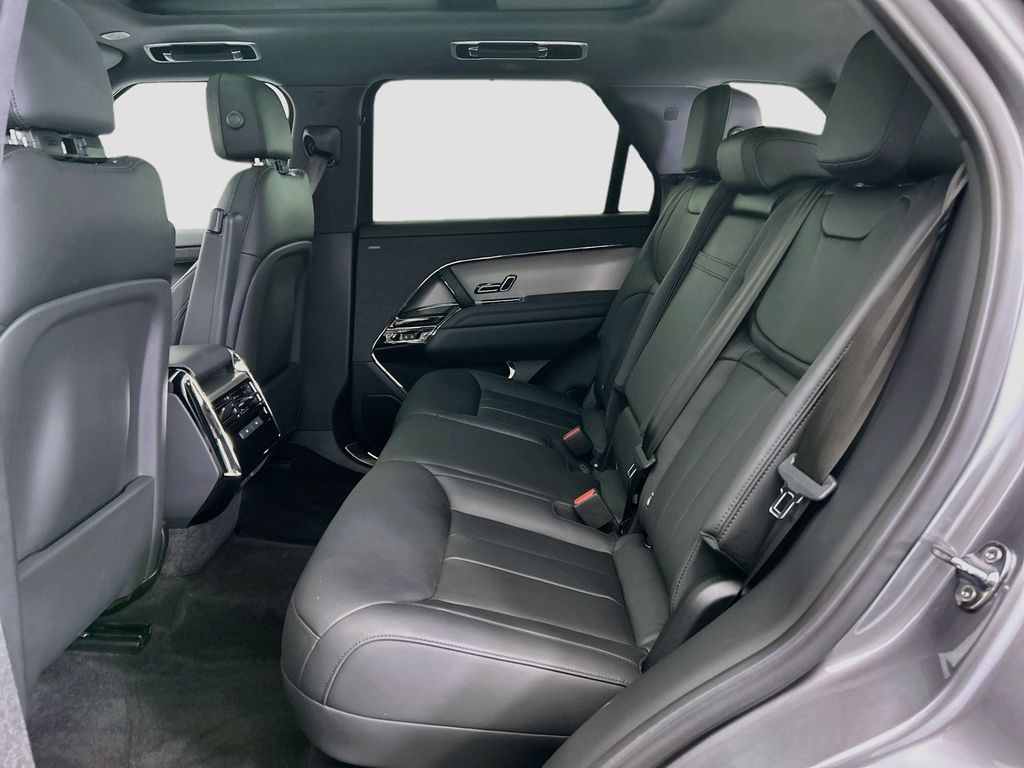 Used 2025 Gray Land Rover S image 20