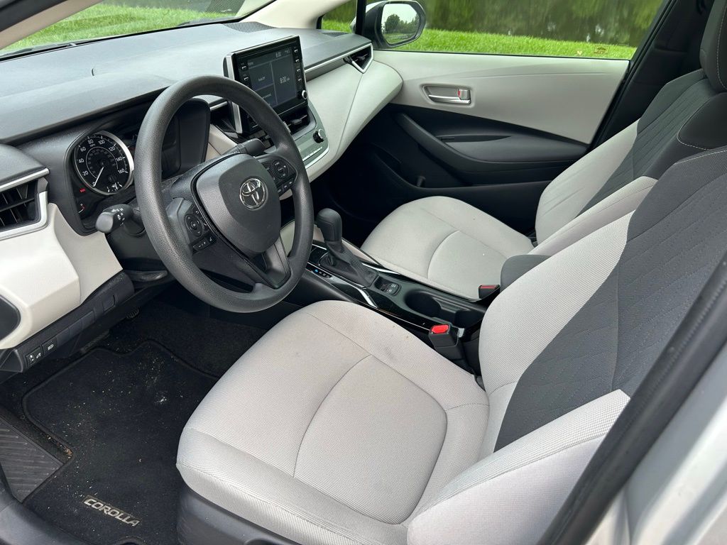 2020 Toyota Corolla LE 14