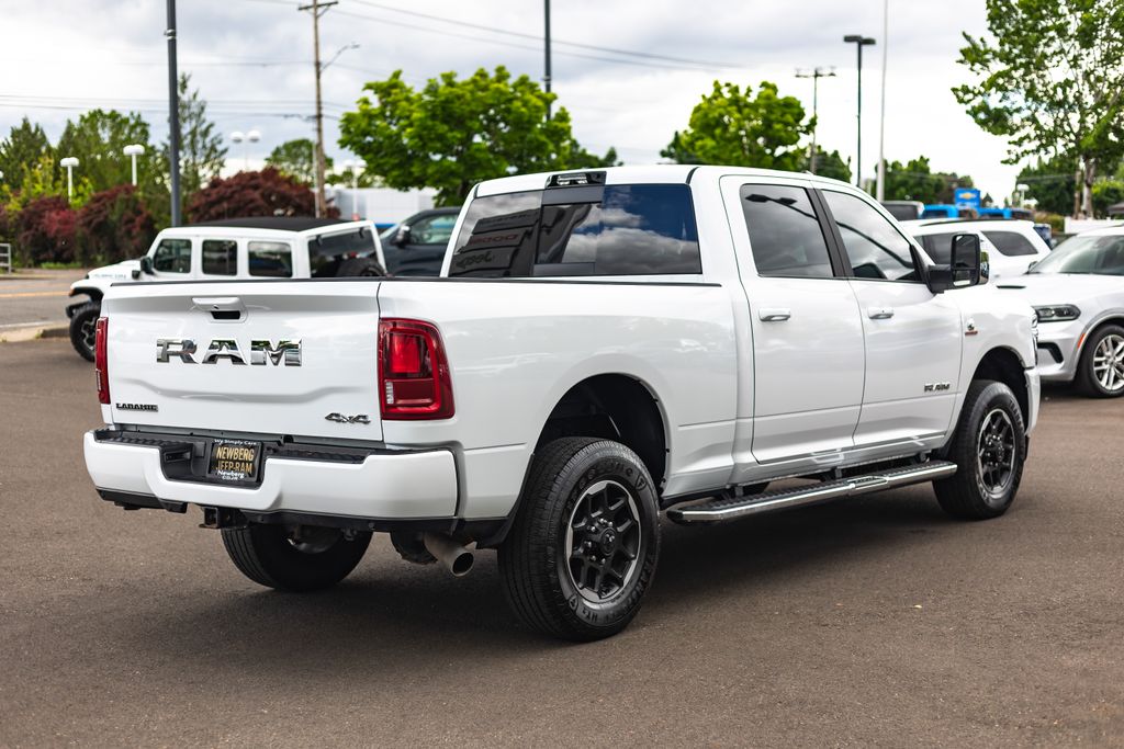 2025 Ram 3500 Laramie thumbnail 8
