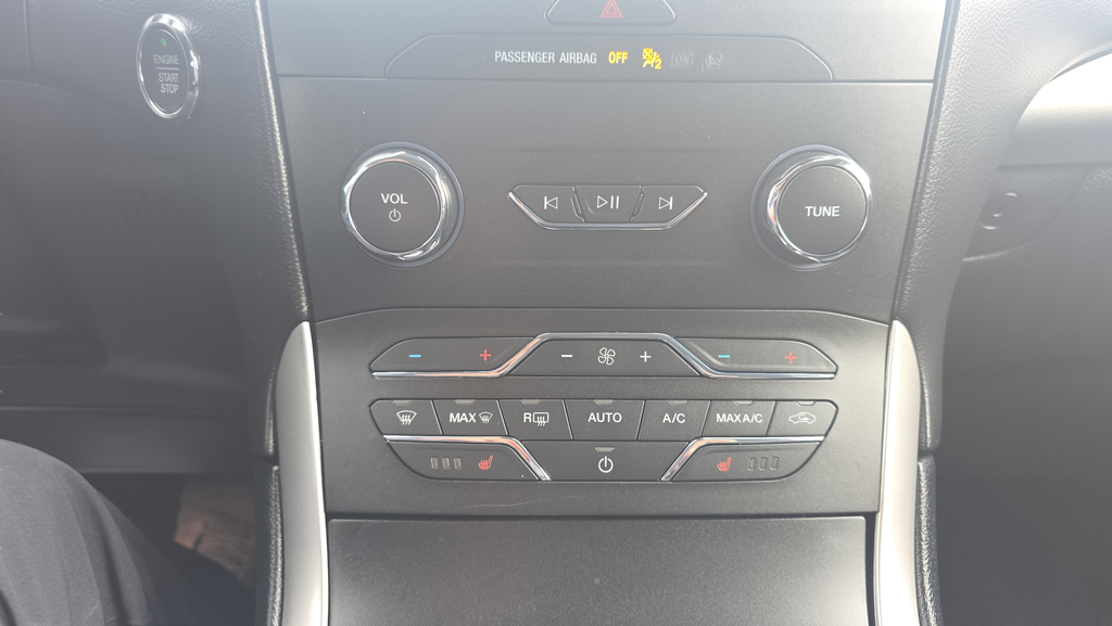 Certified Used 2019 Gray Ford SEL image 20