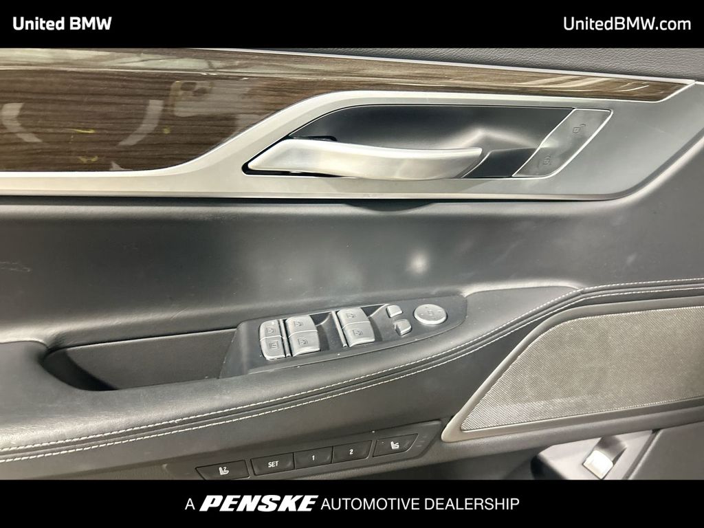 Thumbnail: 2022 BMW 7 Series - 11