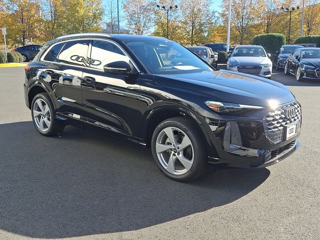 Thumbnail: 2025 Audi Q5 - 2