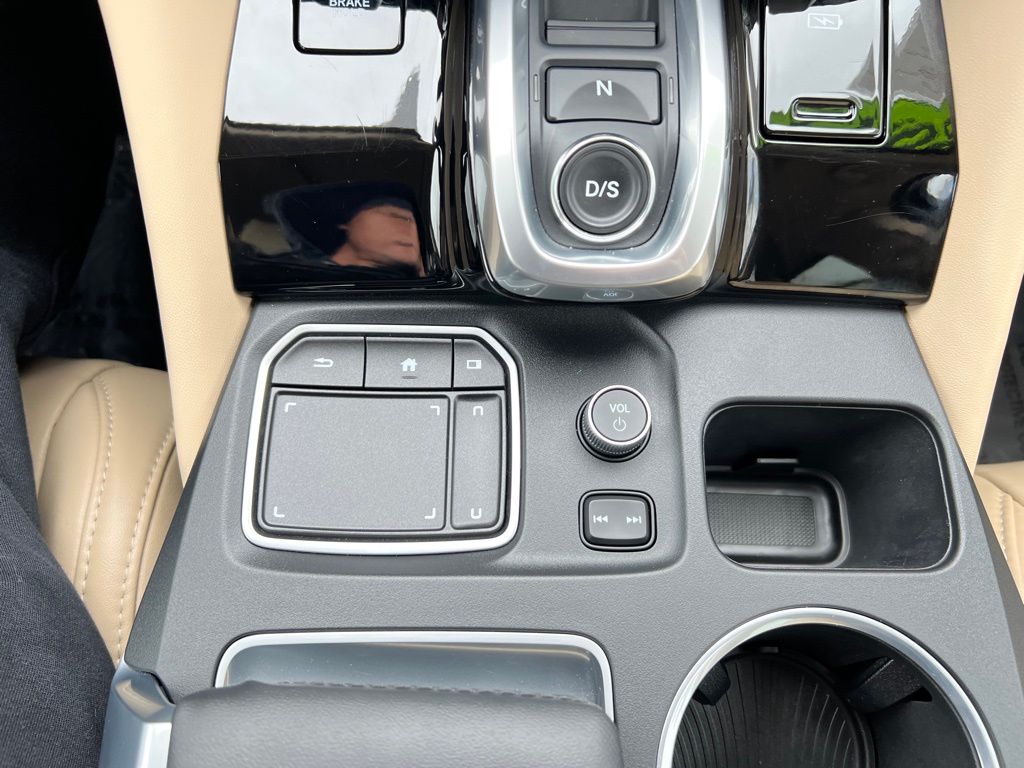 Thumbnail: 2023 Acura MDX - 26