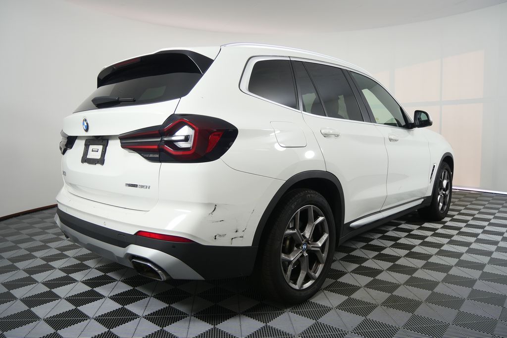 Thumbnail: 2022 BMW X3 - 3