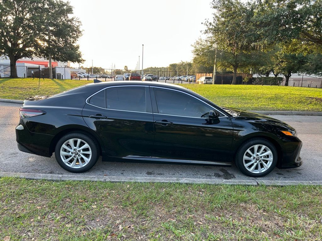 2023 Toyota Camry LE 6