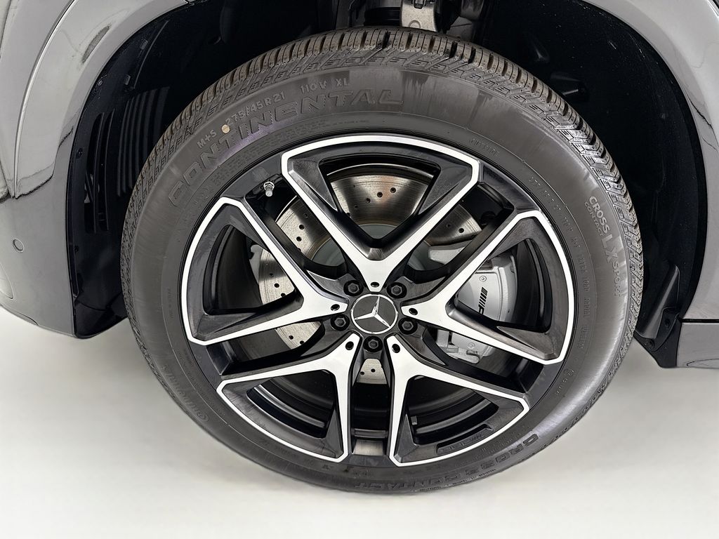 Thumbnail: 2026 Mercedes-Benz GLE - 30