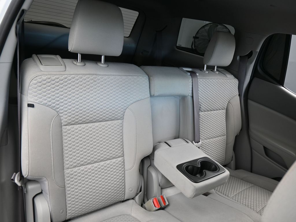 Used 2019 Summit White GMC SLE-2 image 44