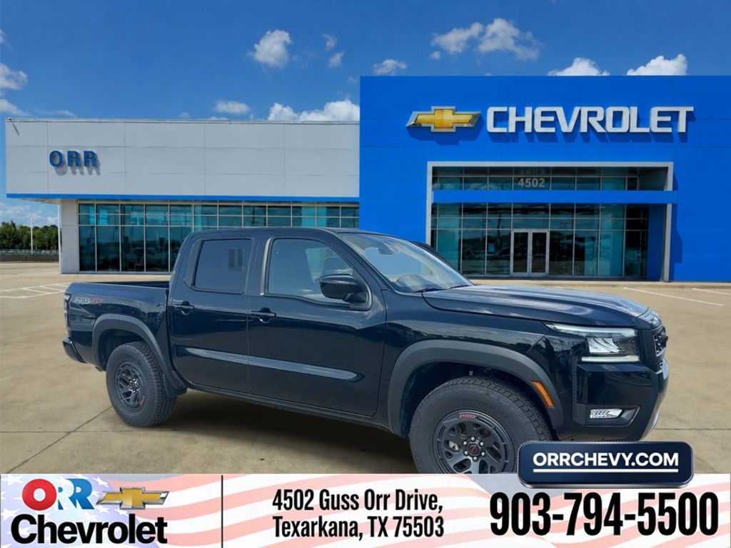 2026 Nissan Frontier PRO-4X Crew Cab 4WD