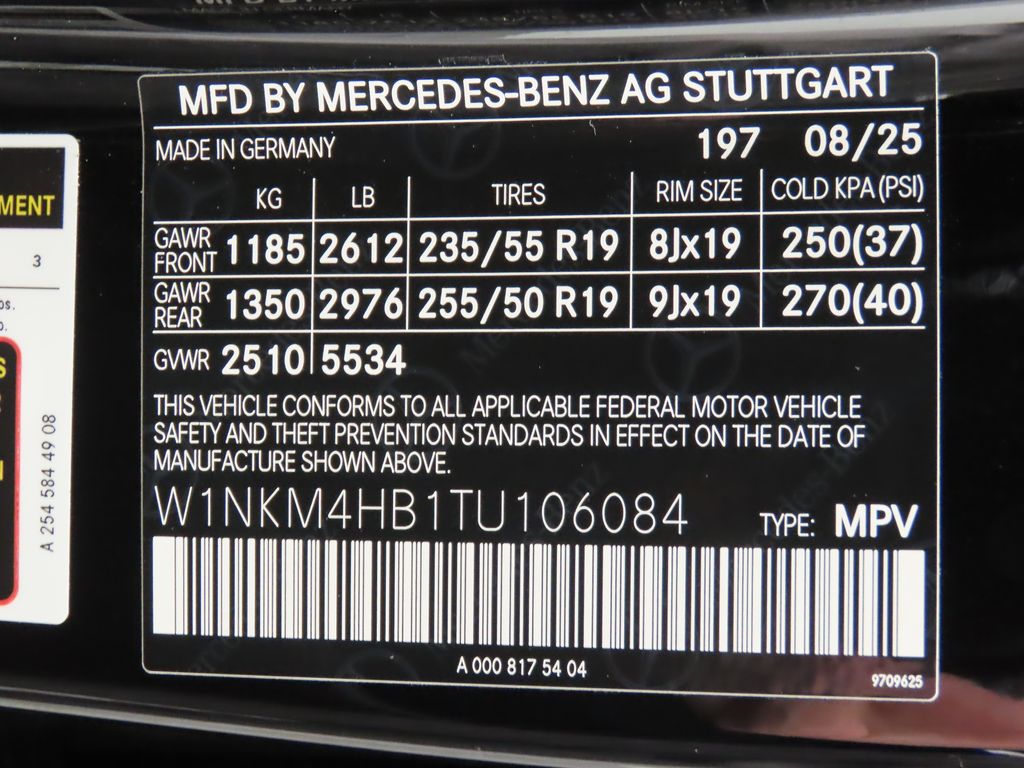 Thumbnail: 2026 Mercedes-Benz GLC - 32