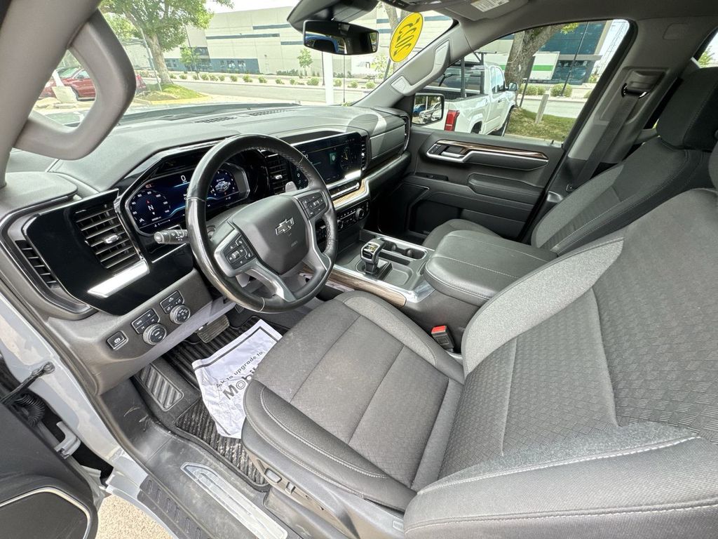 Used 2025 Chevrolet Silverado 1500 Truck