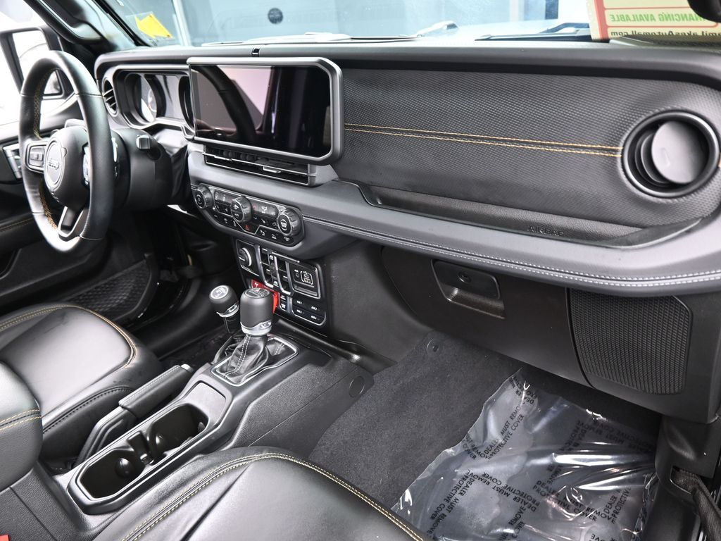 Used 2025 Black Clearcoat Jeep Rubicon 392 image 42
