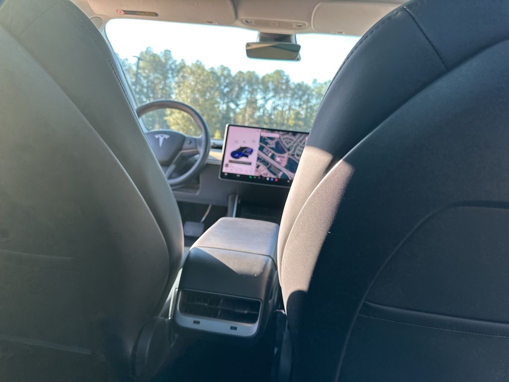 2018 Tesla Model 3 Mid Range 27