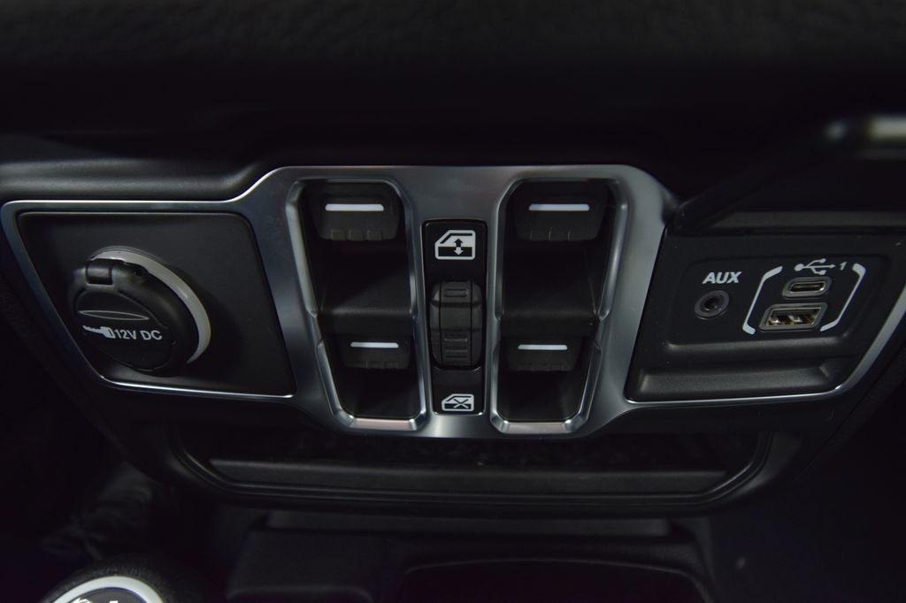new 2026 Jeep Wrangler car, priced at $39,386