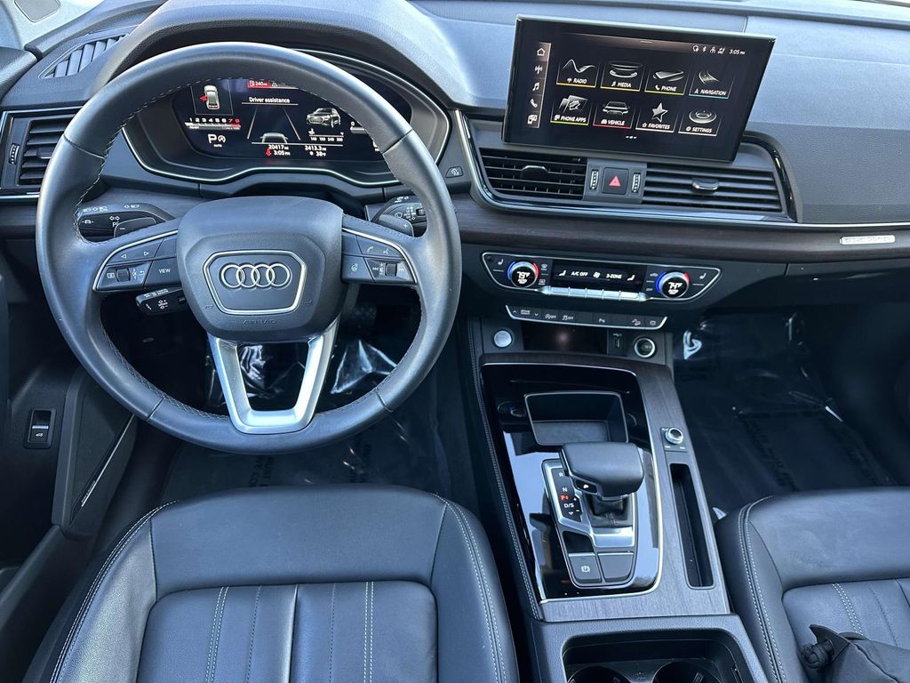 2022 Audi Q5  6