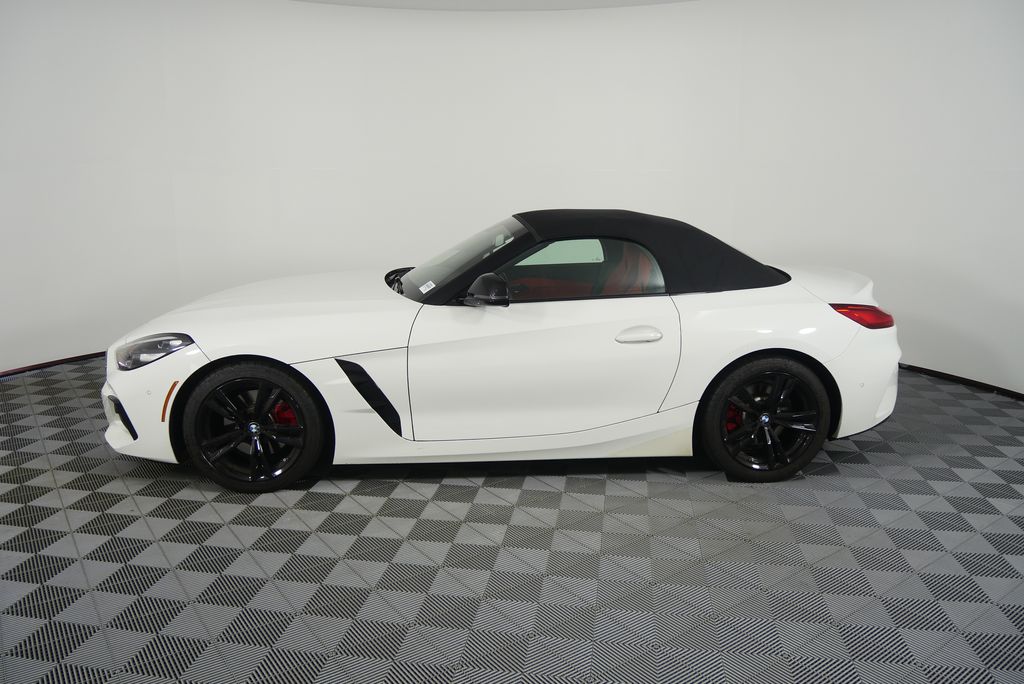 Thumbnail: 2022 BMW Z4 - 6