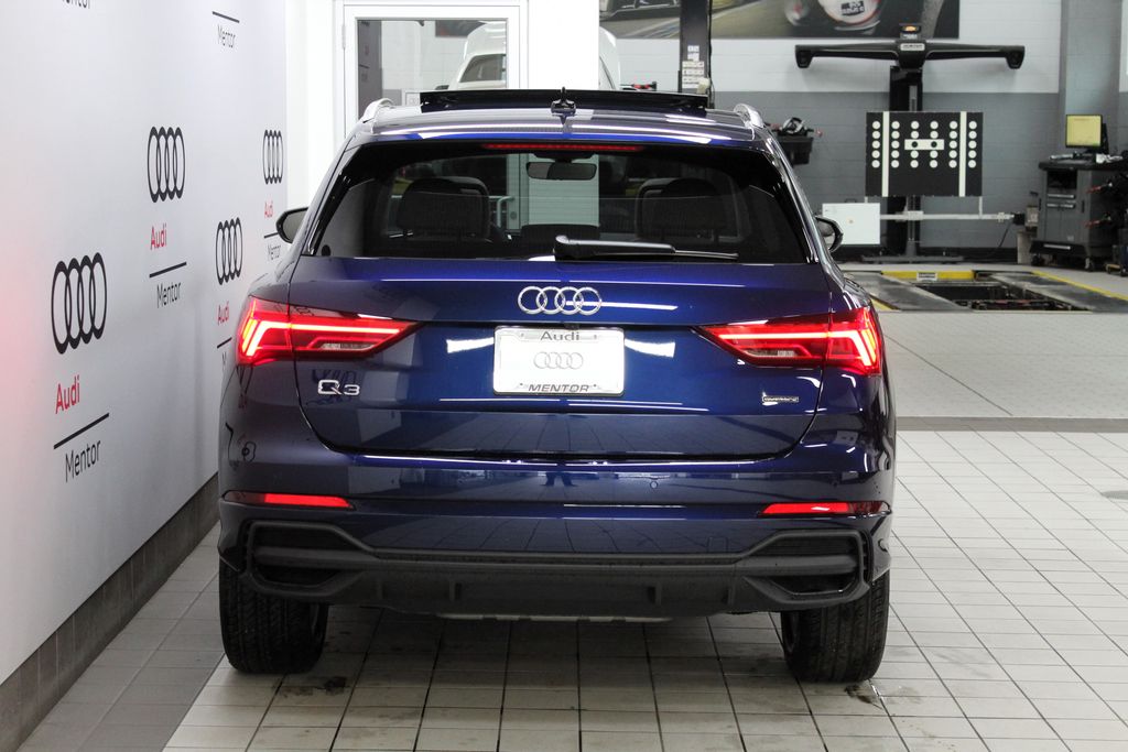 2025 Audi Q3  5