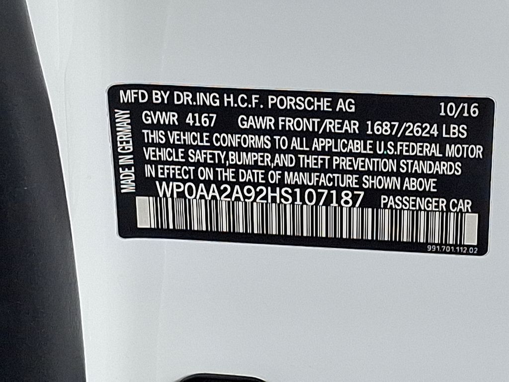 Thumbnail: 2017 Porsche 911 - 28