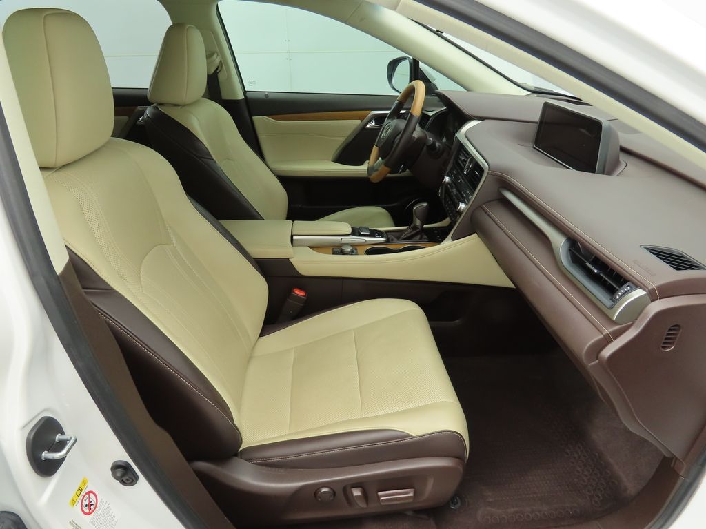 Thumbnail: 2019 Lexus RX - 20