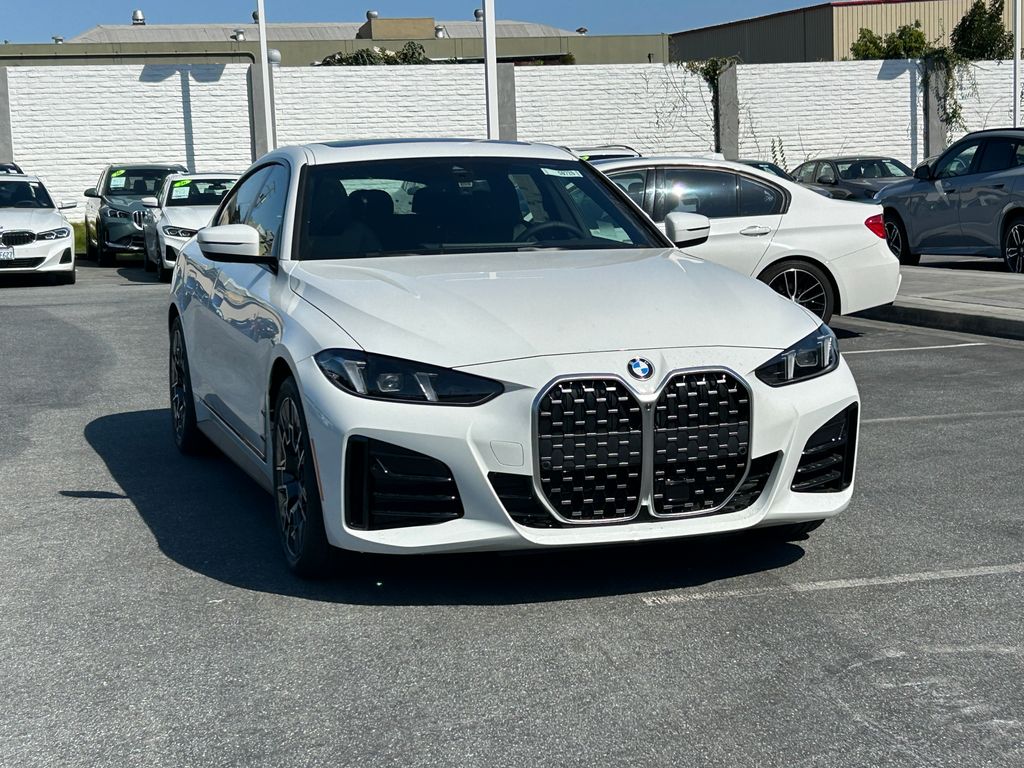 Thumbnail: 2026 BMW 4 Series - 7