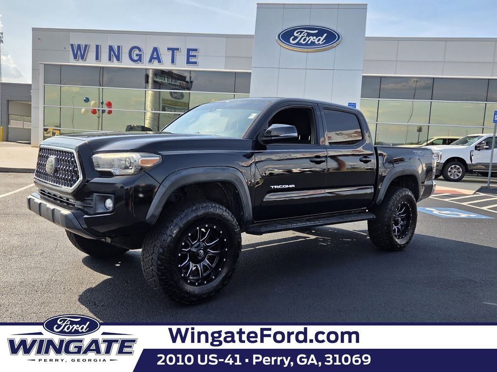 Midnight Black Metallic 2018 Toyota Tacoma Pickup Truck Four-Wheel Drive 6-Speed Automatic