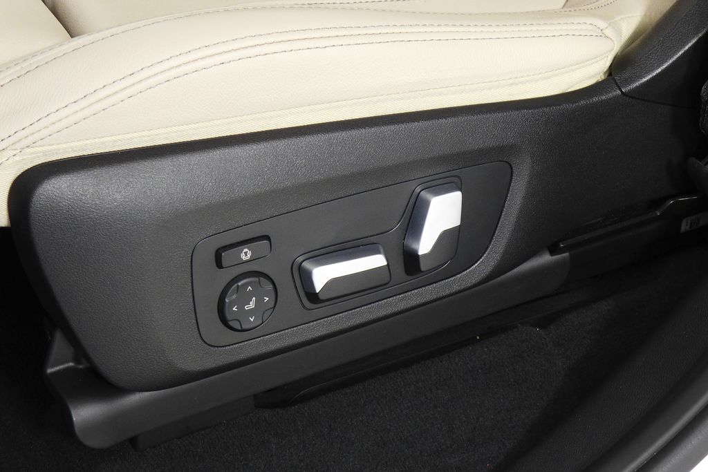 Thumbnail: 2023 BMW X3 - 23