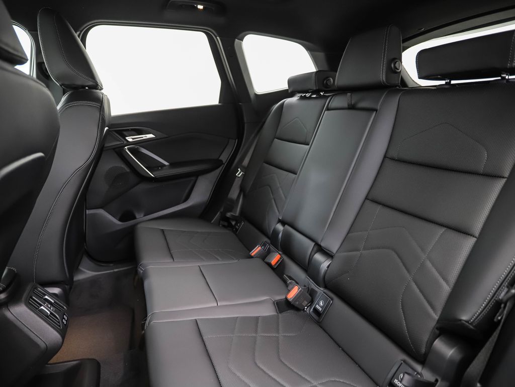 2025 BMW X1 xDrive28i 23